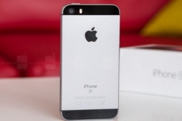 İphone SE 128GB Mart Ayında Geliyor 