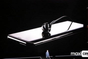 Galaxy S8, 99$'lık Kablolu Harman AKG Kulaklık Setiyle Birlikte Gelecek