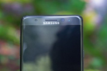 İnternete Sızan Galaxy Note 7R Görselleri, Note 7 ile Aynı Tasarımı Doğruladı 
