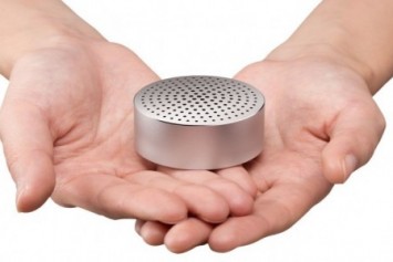Xiaomi, Hindistan'da Yeni Bluetooth Hoparlör, Güç Bankası ve Wi-Fi Adaptör Duyurusu Yaptı 