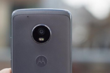 Moto G5s Plus'ın Sızan Yeni Görüntüsü, Yeni Renk Seçeneğini Doğruladı