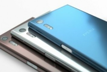 Sony Xperia XZ1 Canlı Görseli, Yanında Farklı Bir Modelle Sızdırıldı