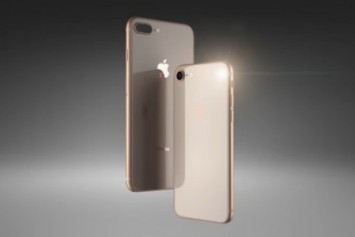 Apple, İlk Reklamında iPhone 8 ile İlgili Sevilecek 8 Özelliği Öne Çıkarıyor