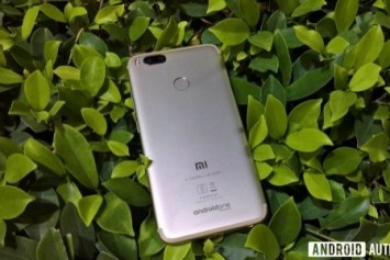 Xiaomi, İlk Android One Akıllı Telefonu Mi A1'i Tanıttı 