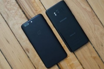 Android 8.0 yüklendiğinde OnePlus 5T mi yoksa S8 mi daha hızlı?