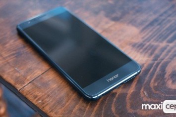 Huawei Honor 8 İçin Android 8.0 Oreo Üzerinde Çalışan EMUI 8.0 Güncellemesi Gelmeyecek