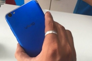 Vivo XPlay7, 10GB RAM ve 4x Optik Zoom'a Sahip İlk Akıllı Telefon Olacak