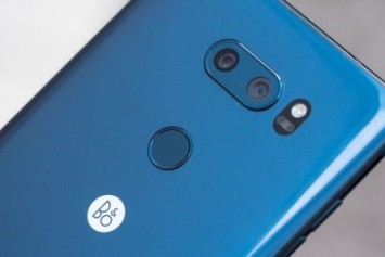 LG V30+ Türkiye'de Resmi Olarak Satışa Sunuldu