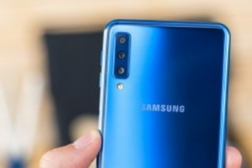 Samsung Galaxy S10 Infinity-O Ekrana ve ultrasonik Parmak İzi Tarayıcıya Sahip Olacak