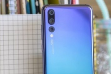 Huawei P30, Arkada Üçlü Kameraya Sahip Olacak 
