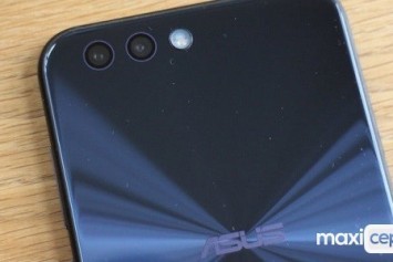 Asus'un Çerçevesiz Ekranlı Yeni Telefonları Ufukta Göründü