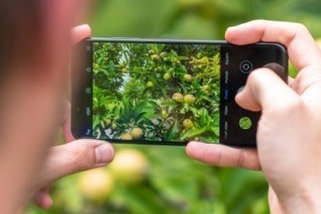 Xiaomi Mi 8, MIUI 10.1.2.0 Güncellemesi ile Gece Modu ve 960fps Slow-motion Video Desteği Kazandı