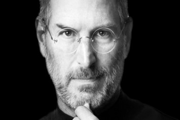 Steve Jobs'un iş başvuru formu, binlerce dolara satıldı