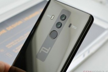 Huawei P20 Porsche Design da Geliyor