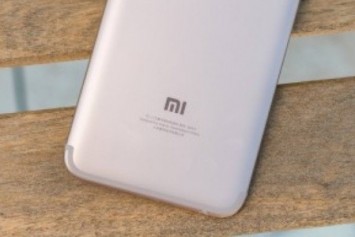 Xiaomi Mi 7'nin Ekran Paneli Sızdırıldı