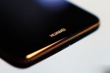 Huawei ﻿katlanabilir telefonunu yıl sonunda tanıtacak