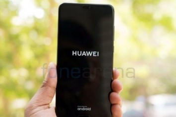 Huawei, Dünyanın İlk Katlanabilir Akıllı Telefonunu Kasım Ayında Açıklayacak