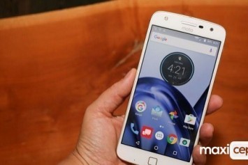 Moto Z Play Android 8.0 Oreo Güncellemesi Yayınlanmaya Başladı