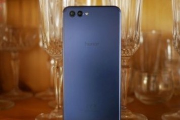Honor 10'un Arka Yüzeyi ile Birlikte Teknik Özellikleri de Sızdırıldı