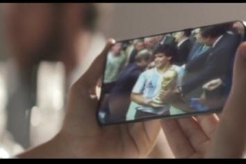 Vivo'nun Çentiksiz Tam Ekran ve Ekran İçi Parmak İzi Tarayıcıya Sahip Telefonu 12 Haziran'da Geliyor