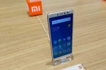 Xiaomi Redmi S2, Resmi Mi Çekoslovakya Mağazasında Göründü