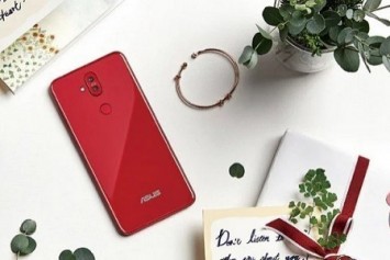 Asus Zenfone 5Q Modelinin Kırmızı Rengi Tanıtıldı