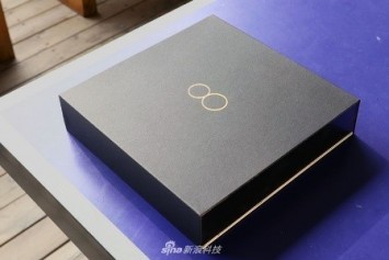 Resimlerle Xiaomi Mi 8 Explorer Edition Kutu Açılımı İncelemesi 