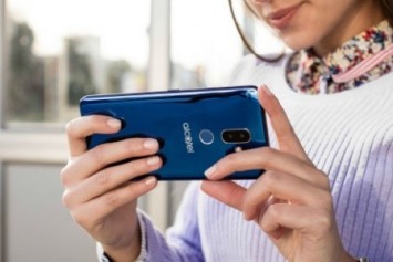 Alcatel 3V, 18:9 Ekranı ile Türkiye'de Satışa Sunuldu