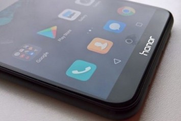 Huawei Honor 8X'in Turkuaz Renkli Kutusu Sızdırıldı