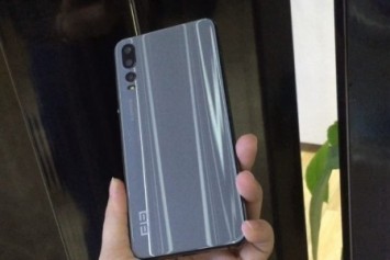 Elephone, 3 kameralı telefon üzerinde çalışıyor