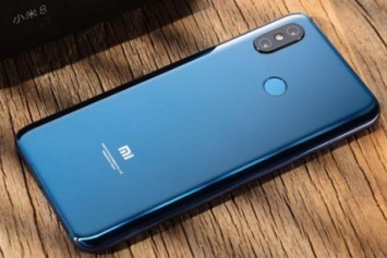 Xiaomi Pocophone F1 kutu açılış videosu yayınlandı