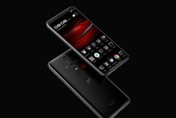 Huawei Mate 20 Porsche Design Modeli de Geliştirme Aşamasında