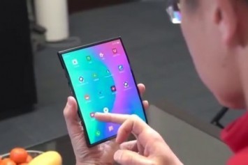 Xiaomi, Çift Taraflı Katlanabilir Akıllı Telefon Videosu Paylaştı