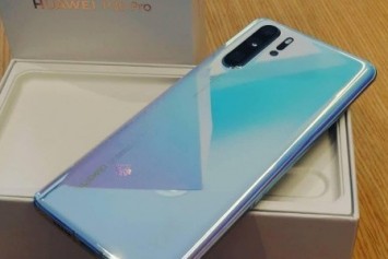 Huawei P30 Pro'nun Sızdırılan Kutusu, Bazı Detayları Doğruluyor