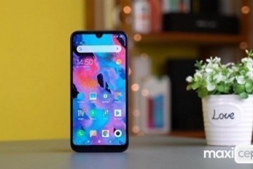 Xiaomi Redmi 7 Çalışır Halde Bir Videoda Görüntülendi