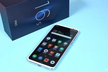 Meizu 17 Çift Taraftan Kavisli Ekranıyla Beraber Görüntülendi