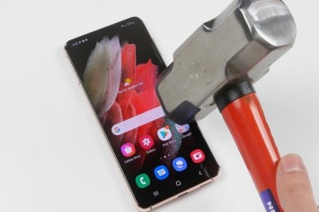 Samsung Galaxy S21 Çekiç ve Bıçak Testi