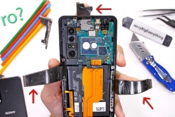Sony Xperia Pro Parçalarına Ayrıldı