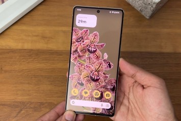 Google Pixel Live Bloom Duvar Kağıtları