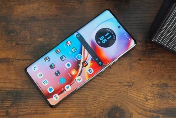 Motorola Edge 40 Duvar Kağıtları