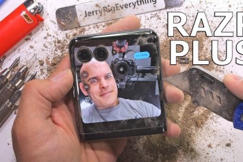 Motorola Razr Plus Dayanıklılık Testi