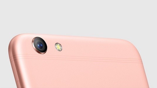 Oppo R9s akıllı telefon yeni anten tasarımı ile geliyor