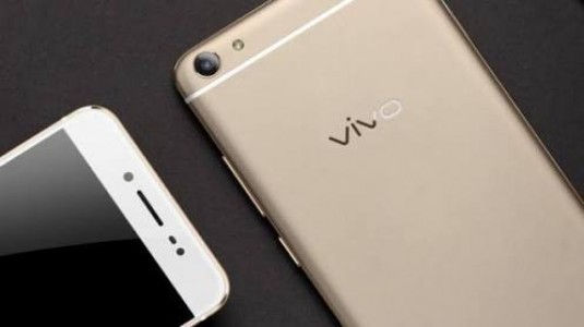 Vivo V5 ve V5 Plus, 20MP Ön Kamera ile Geliyor
