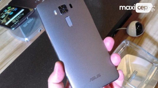 ASUS Zenfone 3 Deluxe, Dünyanın İlk Snapdragon 821 Akıllı Telefonu Oldu