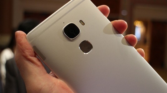 LeEco'nun Yeni Amiral Gemisi Le Pro 3 Görselleri Sızdırıldı