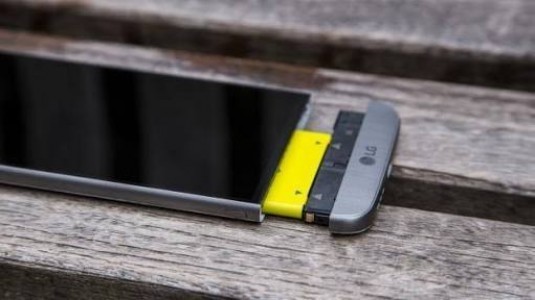 LG G6'nın Bataryası için Standartların Üzerinde Testler Uygulanıyor