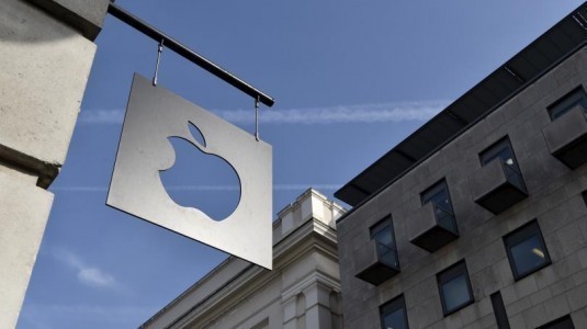 Apple 1 milyar dolara, İrlanda'da veri merkezi inşa ediyor