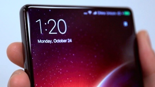 Gerçek Çerçevesiz Akıllı Telefon Nasıl Olur? İşte Cevabı!