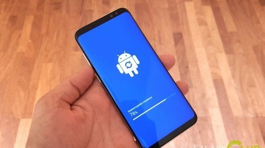Samsung Galaxy S8, S8 + ve J7 Pro için Yeni Güncelleme Yayınlandı