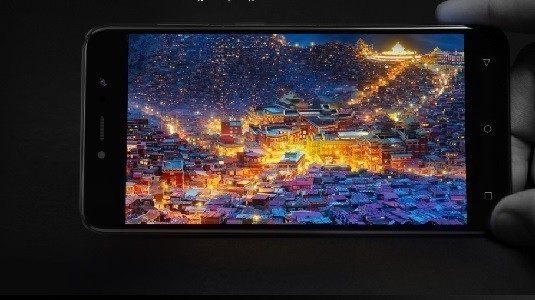 BLU Vivo 8L Modeli 4.000mAh Pil ve 20MP Ön Kamera İle Beraber Duyuruldu